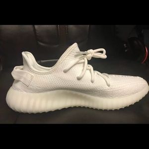 Authentic Yeezy Boost 350 V2 Cream Size 10
